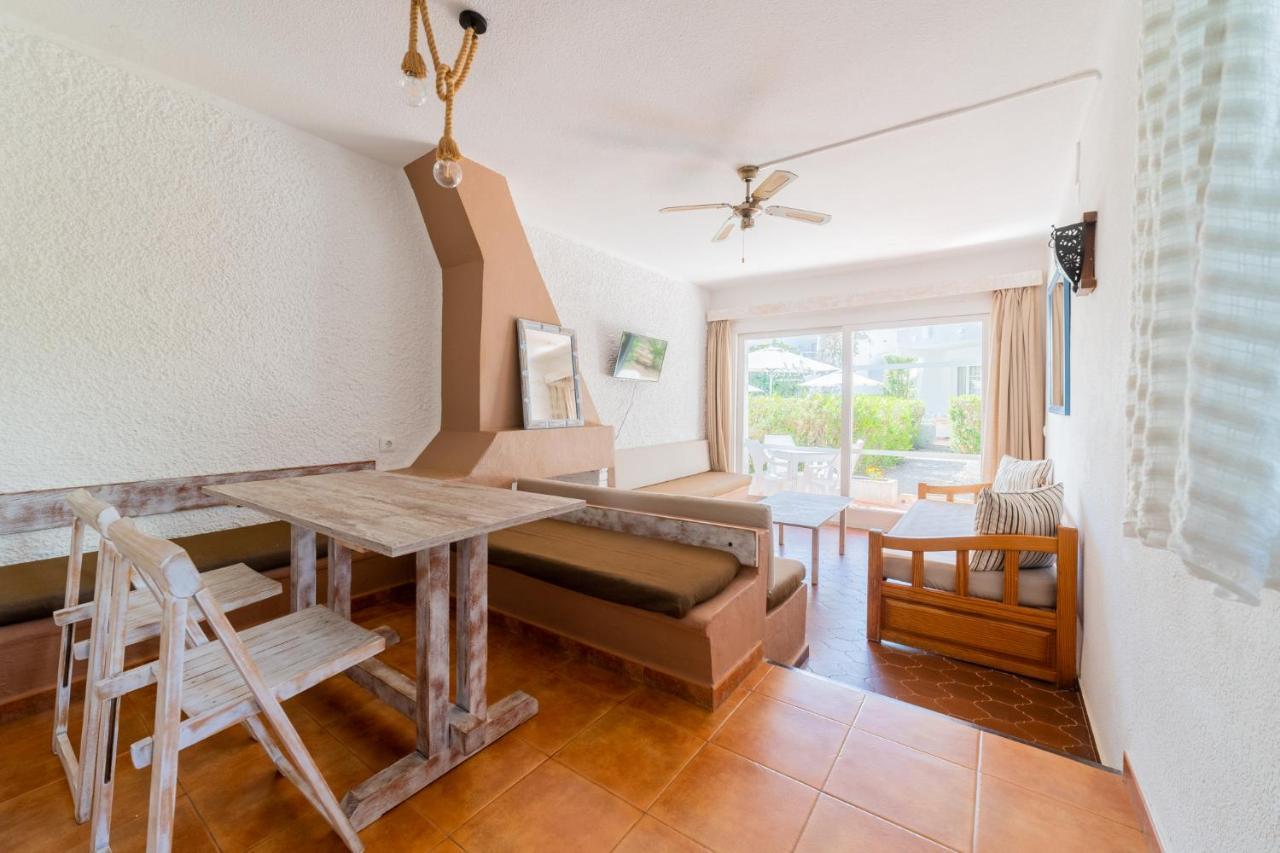Atlas Apartments Ibiza Santa Eularia des Riu Dış mekan fotoğraf