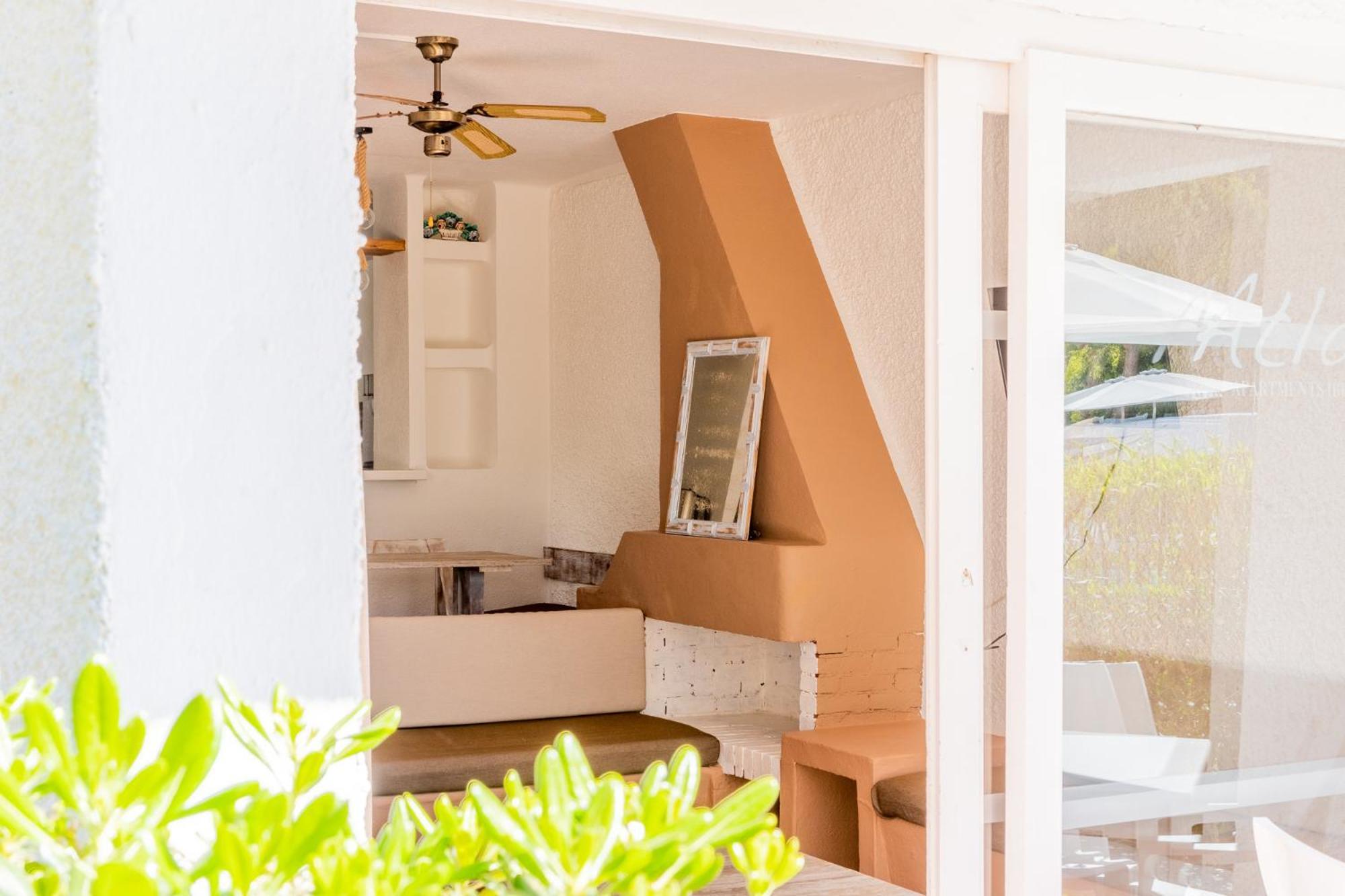 Atlas Apartments Ibiza Santa Eularia des Riu Dış mekan fotoğraf