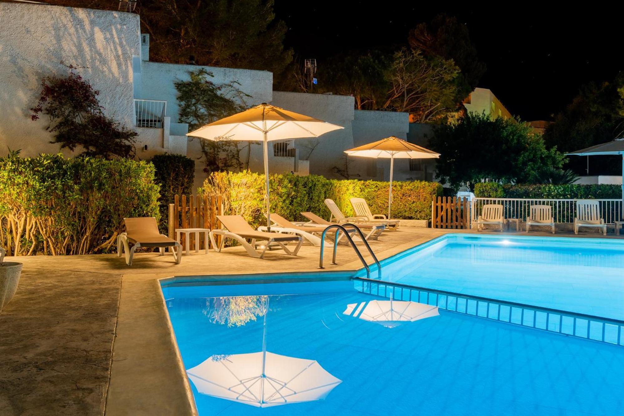 Atlas Apartments Ibiza Santa Eularia des Riu Dış mekan fotoğraf